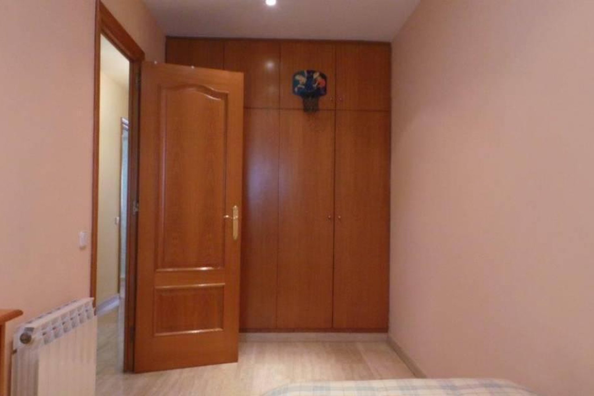 Resale - Villa - Badalona