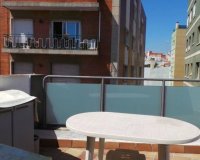 Resale - Villa - Badalona