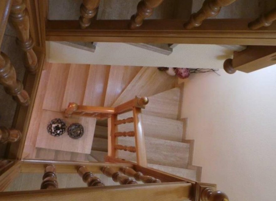 Resale - Villa - Badalona