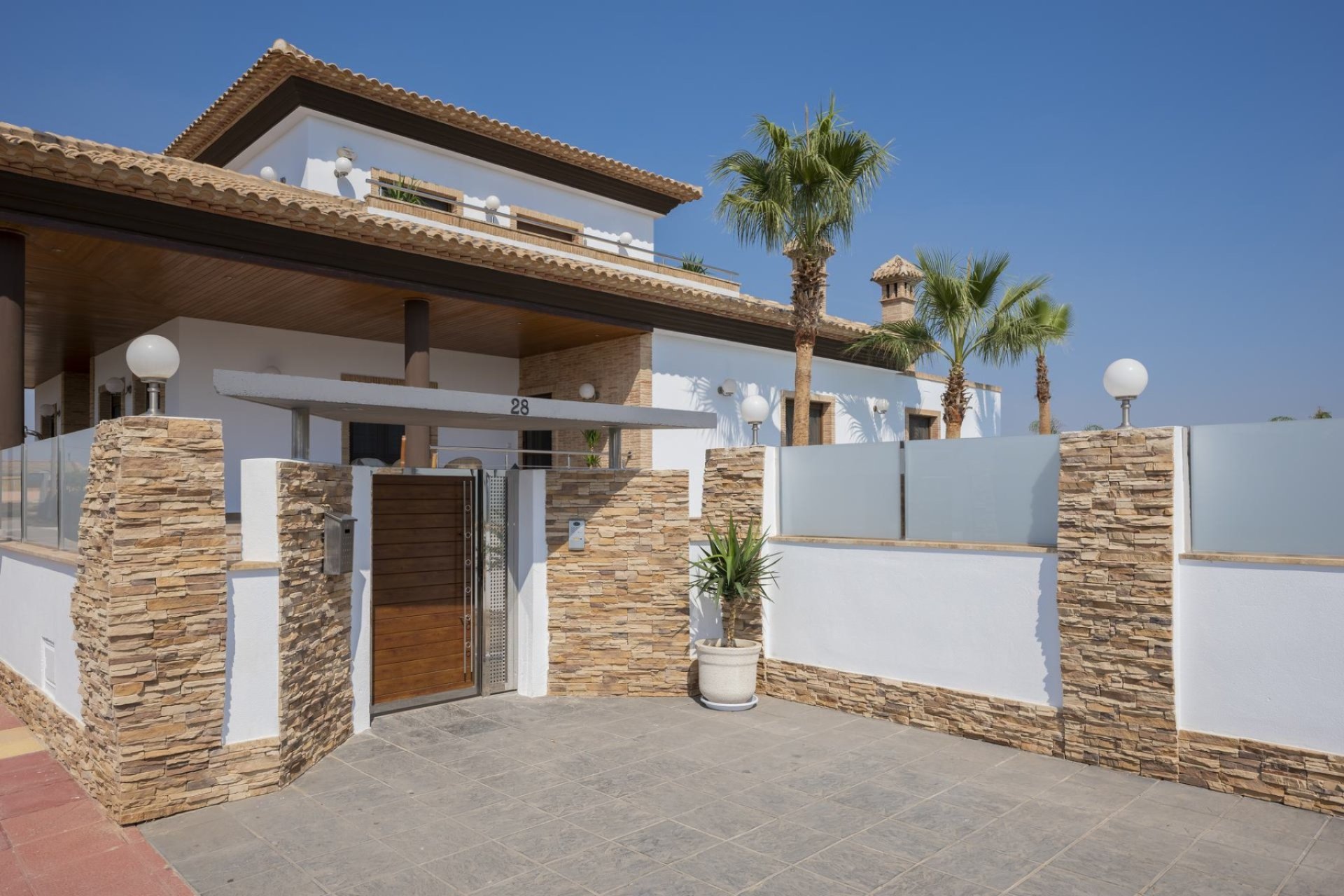 Resale - Villa - Balsicas