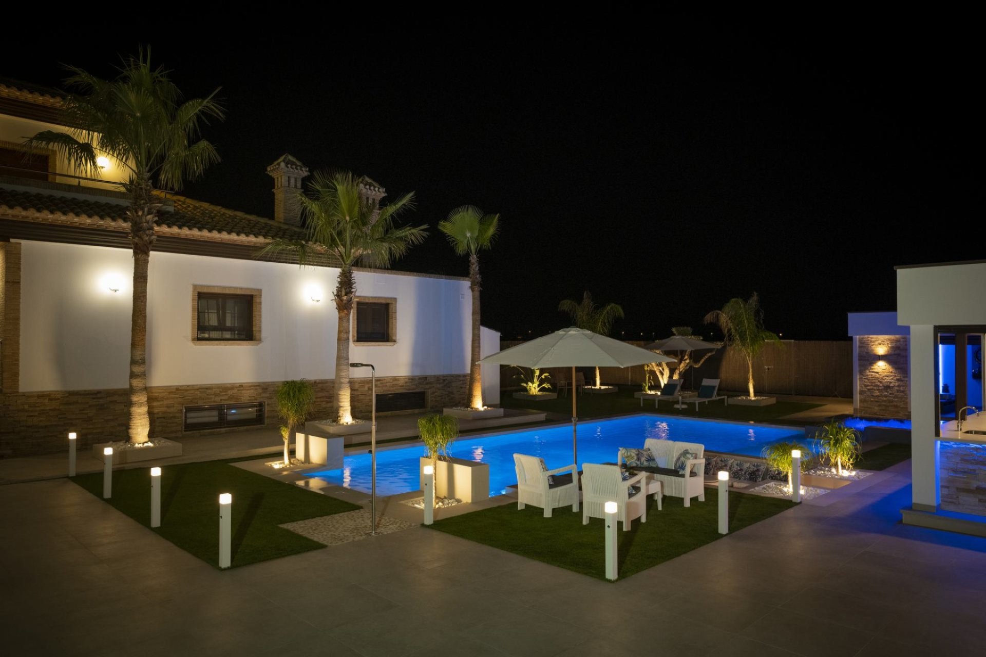 Resale - Villa - Balsicas