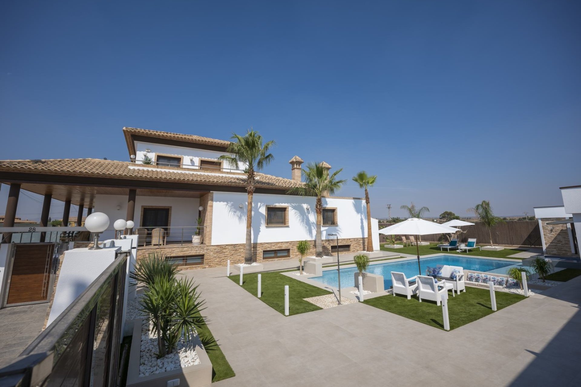 Resale - Villa - Balsicas