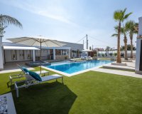 Resale - Villa - Balsicas