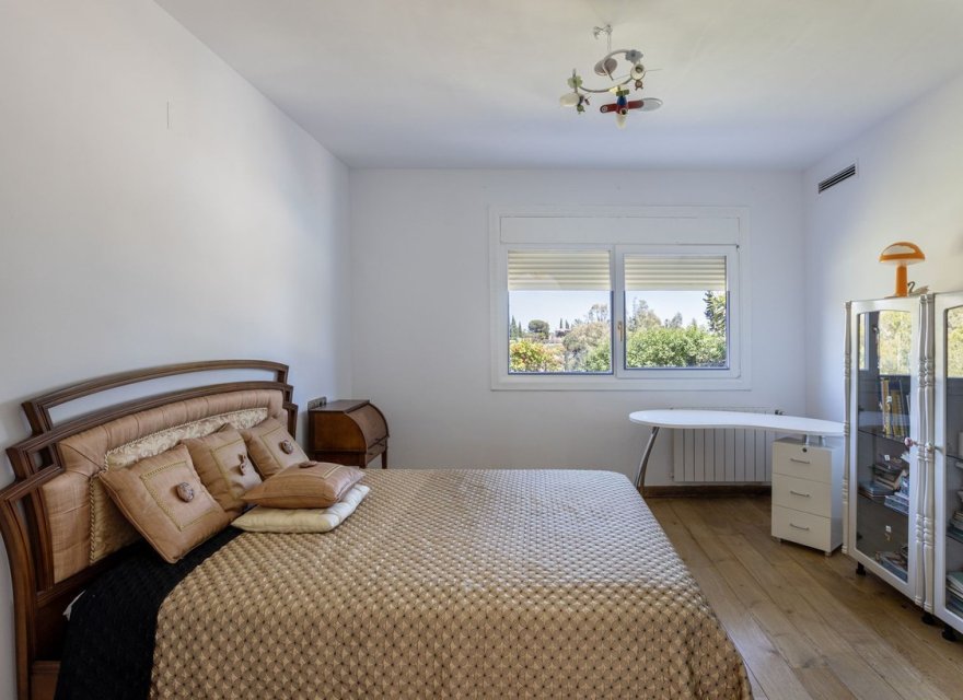 Resale - Villa - Benahavís - Costa del Sol