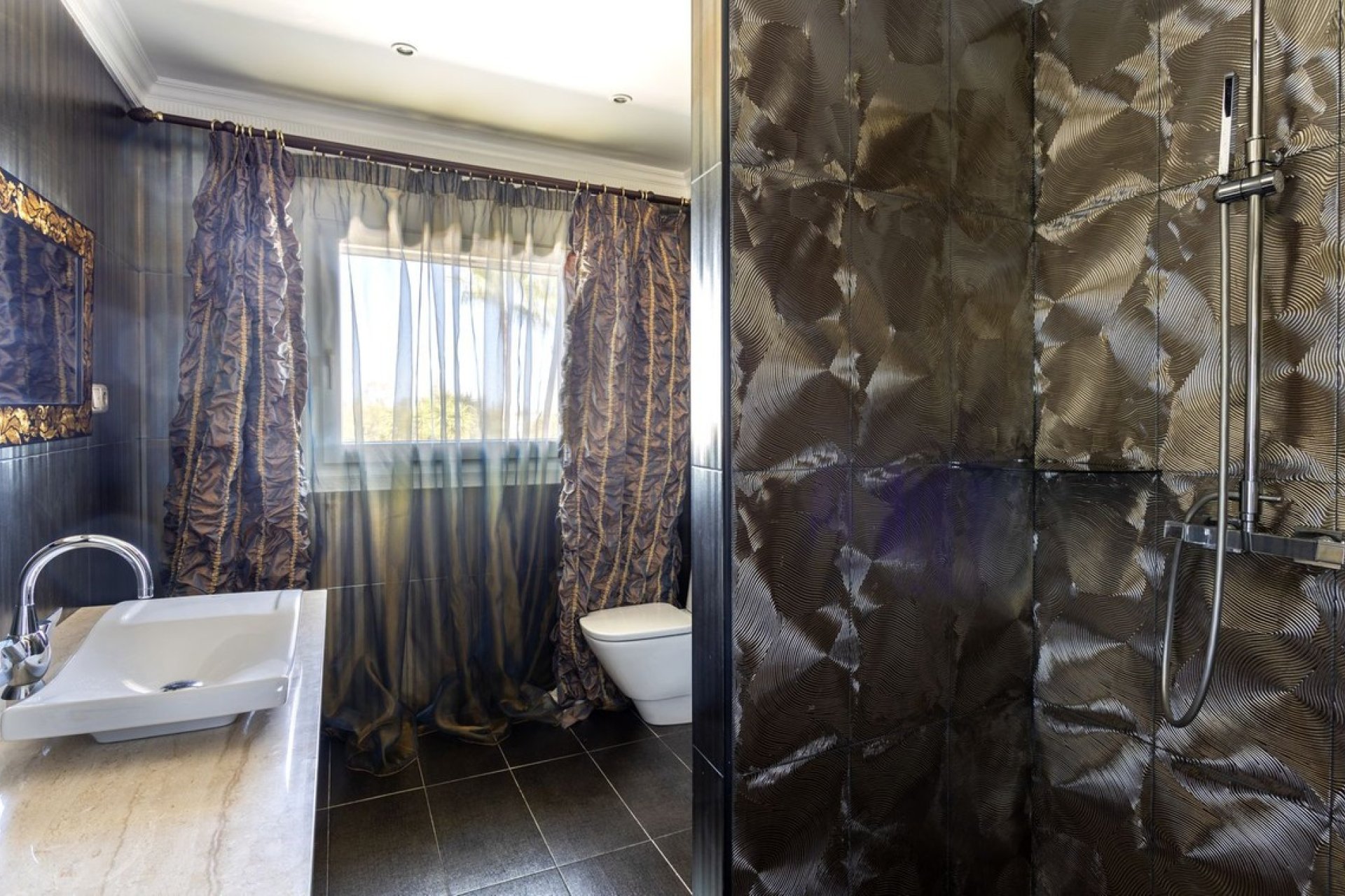 Resale - Villa - Benahavís - Costa del Sol