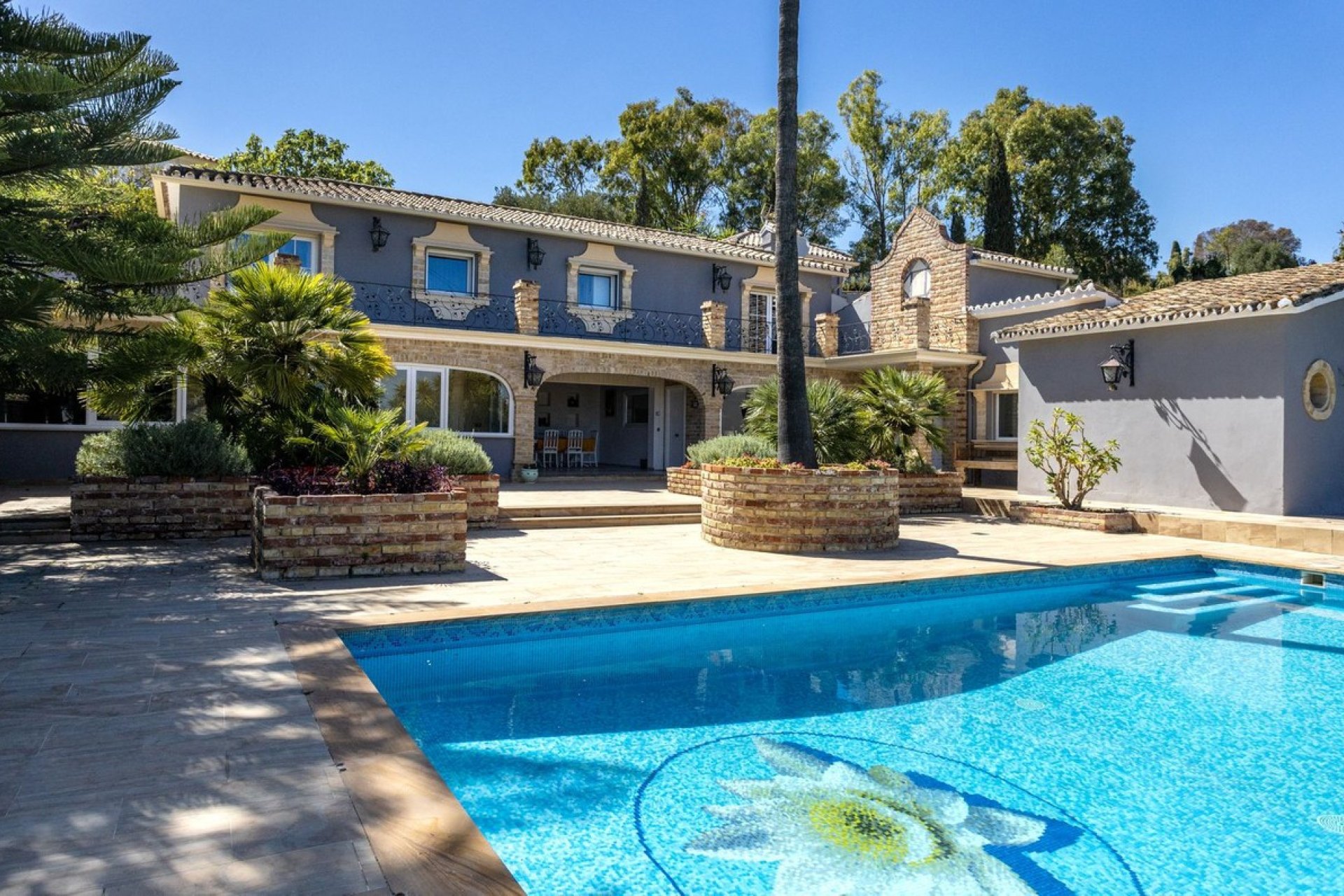 Resale - Villa - Benahavís - Costa del Sol