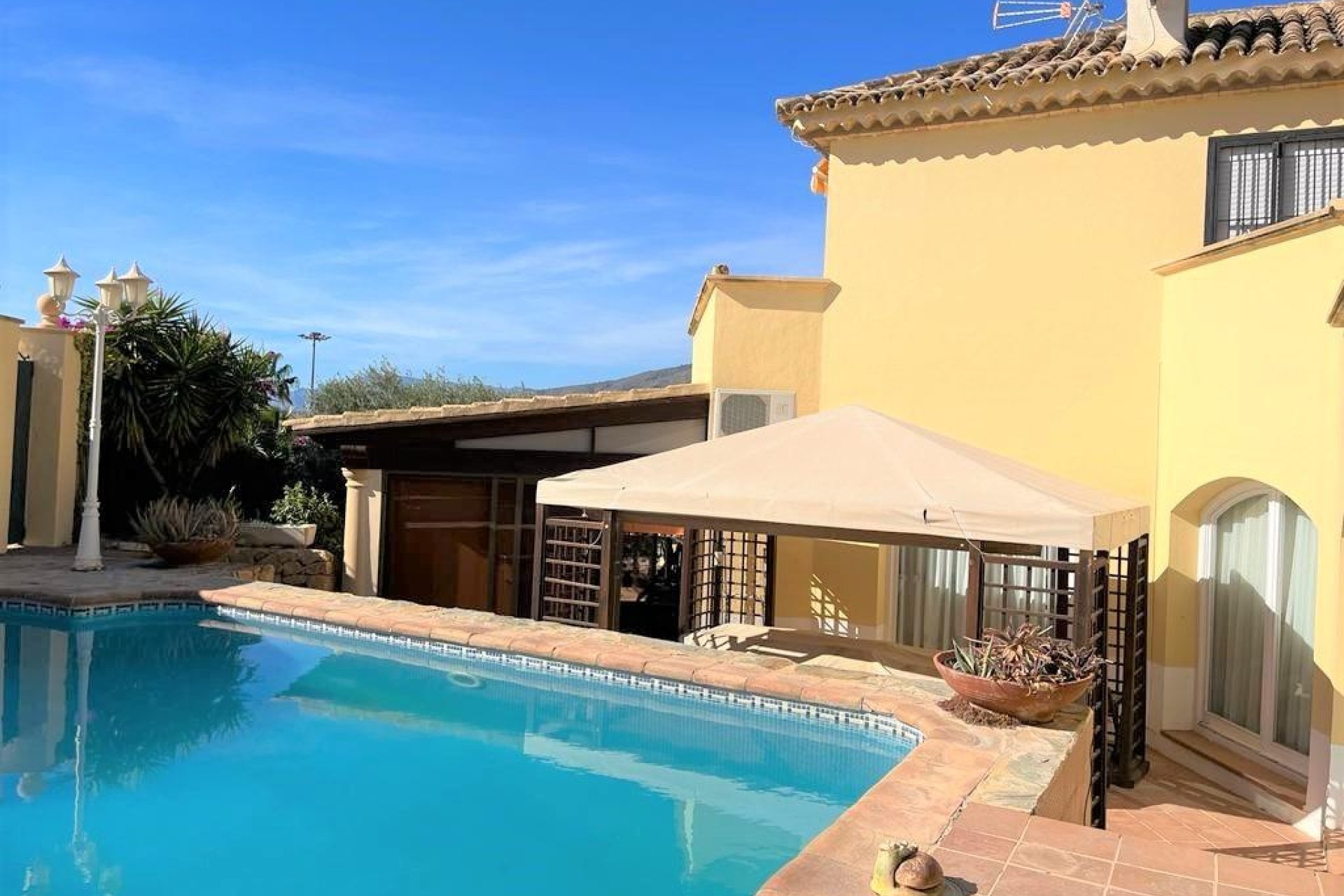 Resale - Villa - Benidorm - Bahia Golf