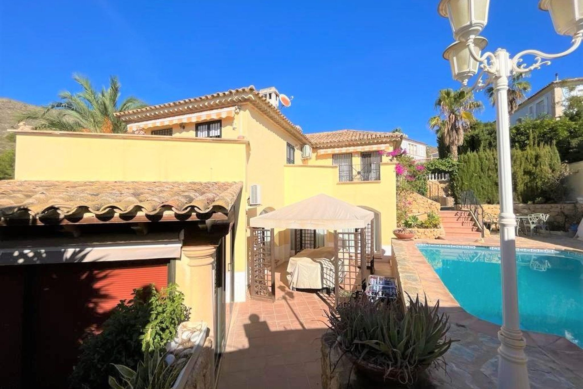 Resale - Villa - Benidorm - Bahia Golf