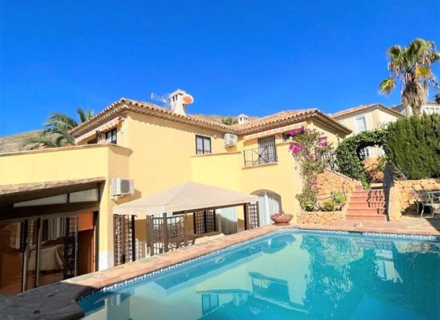 Resale - Villa - Benidorm - Bahia Golf