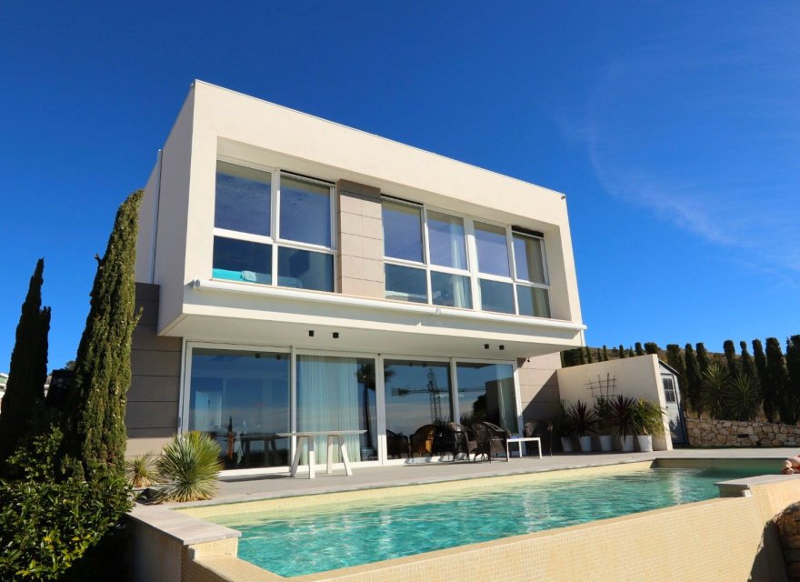 Resale - Villa - Benidorm - Costa Blanca