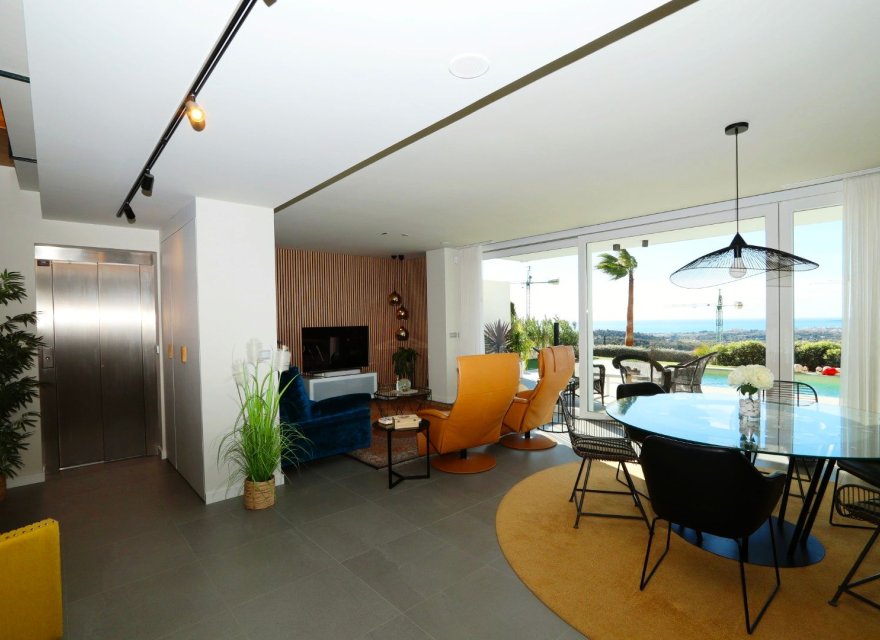 Resale - Villa - Benidorm - Costa Blanca