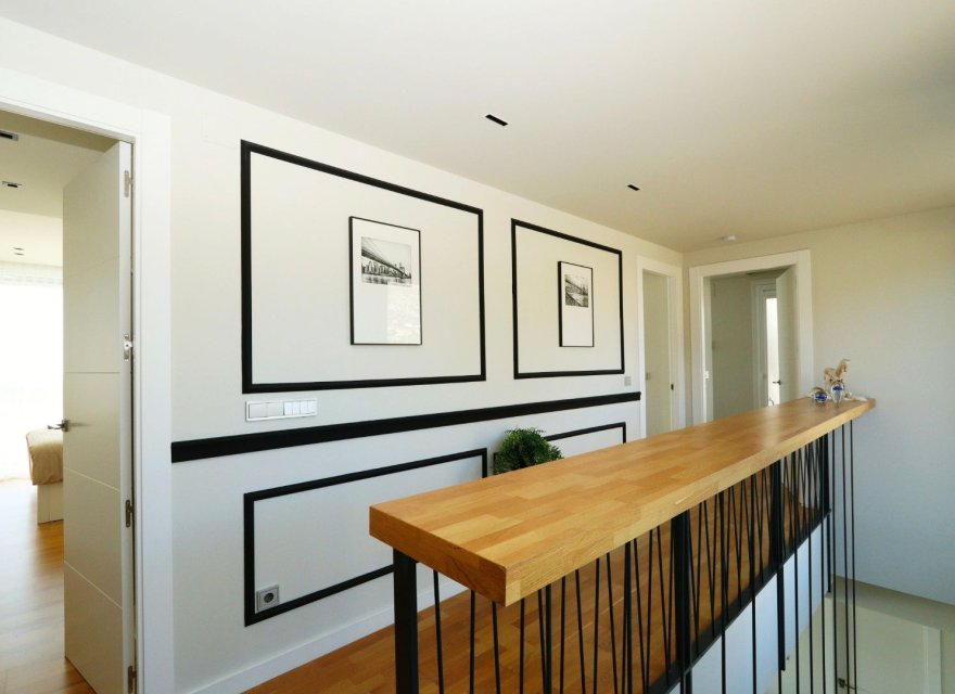 Resale - Villa - Benidorm - Costa Blanca