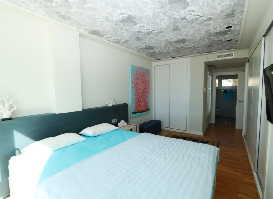 Resale - Villa - Benidorm - Costa Blanca