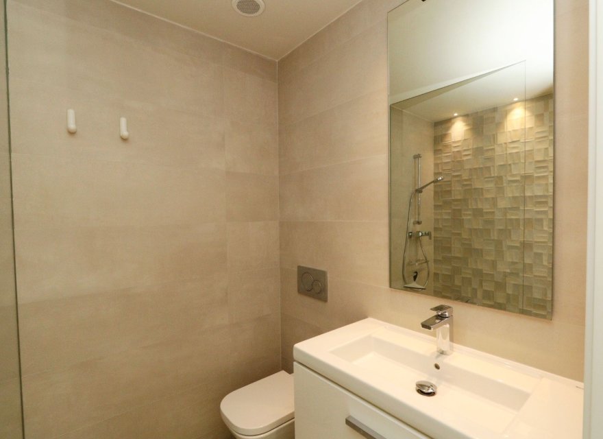 Resale - Villa - Benidorm - Costa Blanca