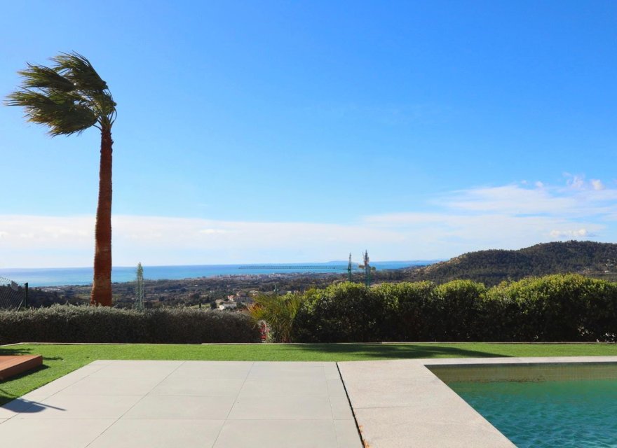 Resale - Villa - Benidorm - Costa Blanca