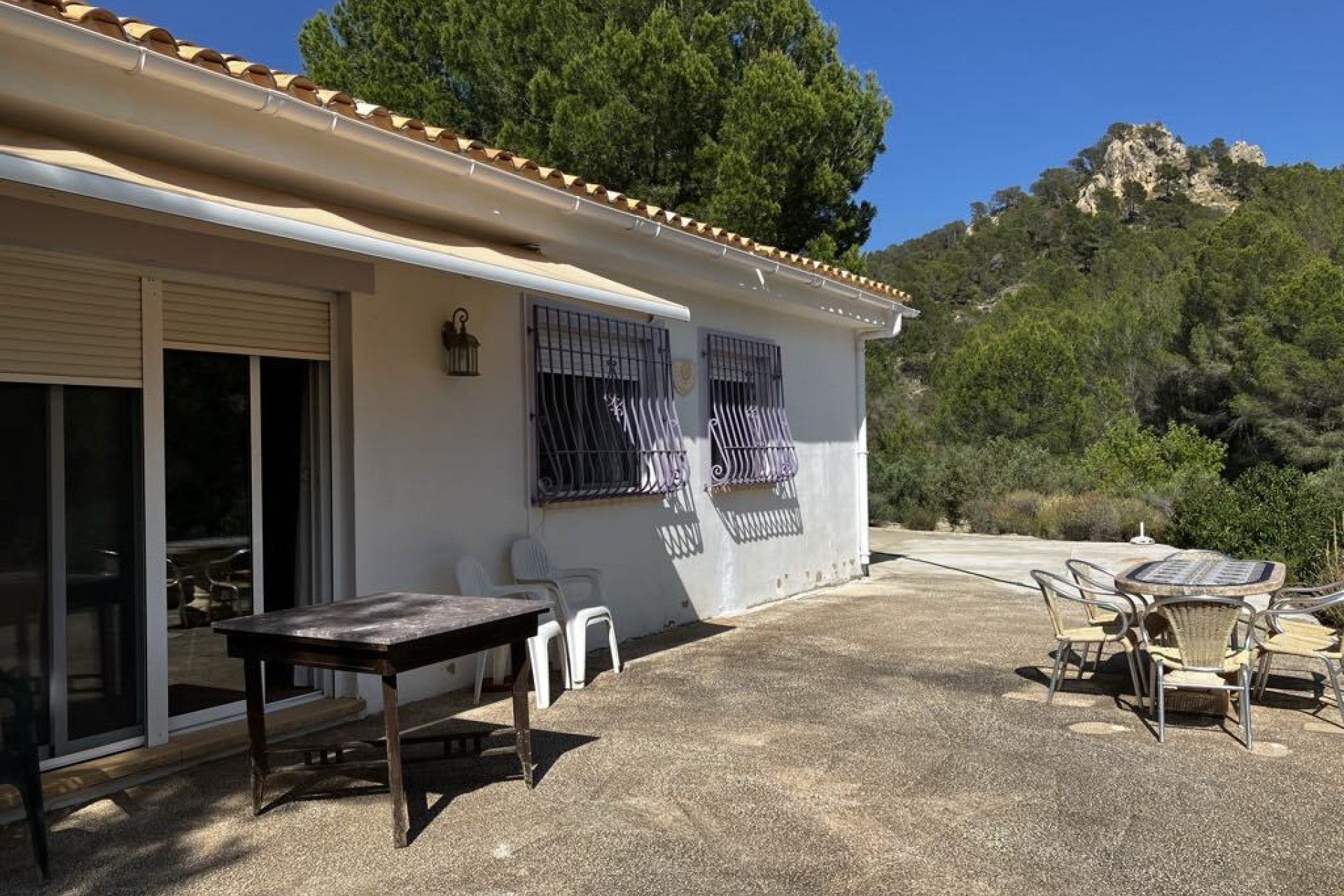 Resale - Villa - Benidorm - Costa Blanca