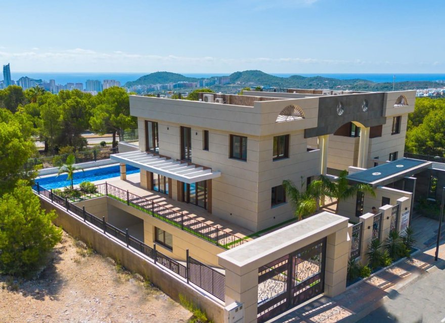 Resale - Villa - Benidorm - Costa Blanca