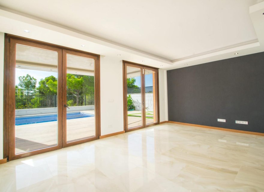 Resale - Villa - Benidorm - Costa Blanca