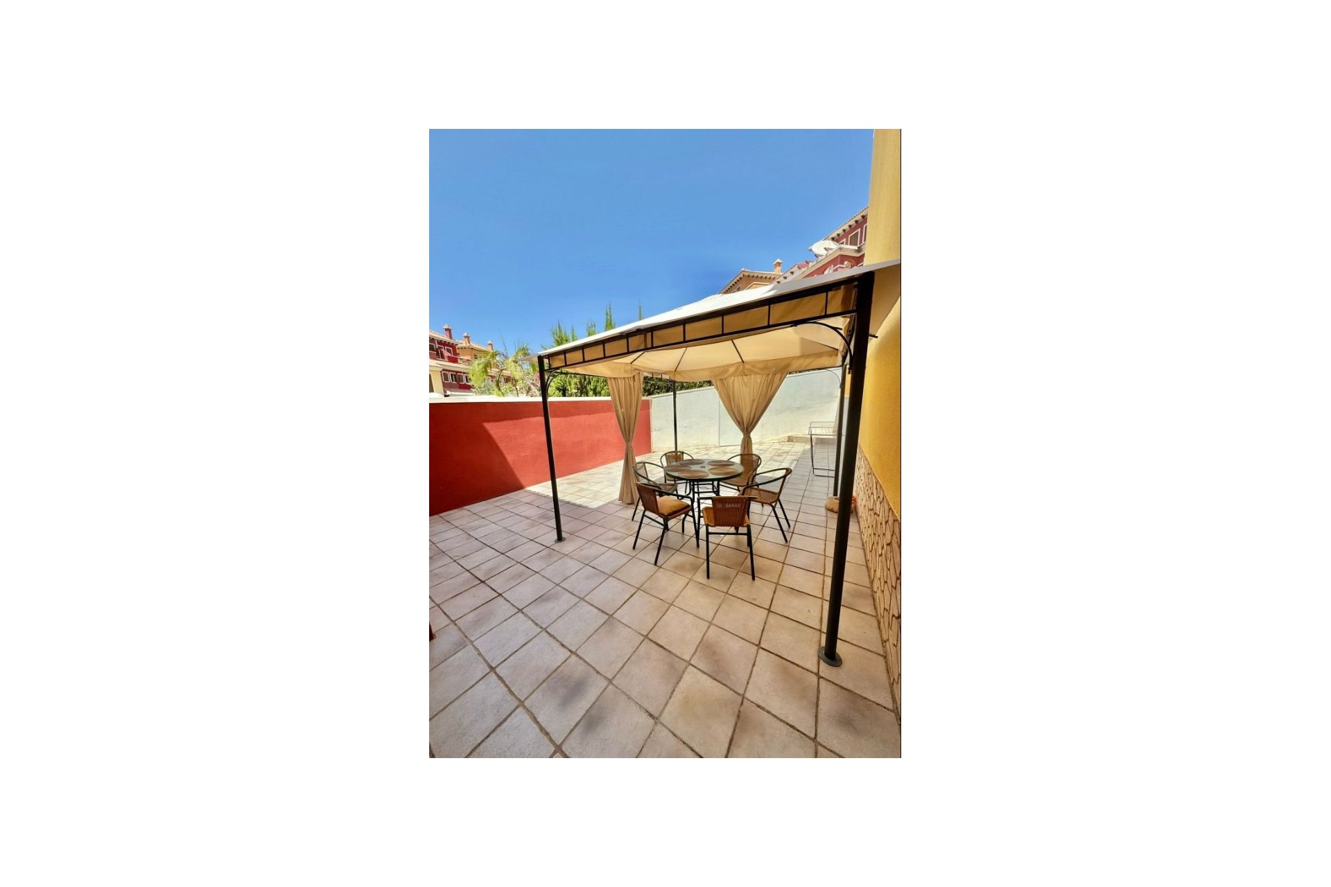 Resale - Villa - Benidorm - Costa Blanca