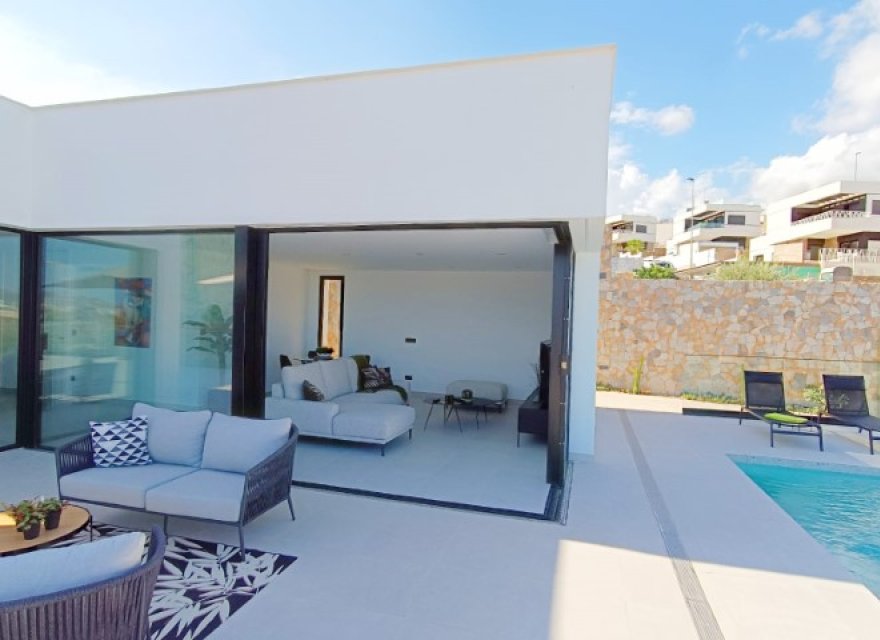 Resale - Villa - Benidorm - Costa Blanca