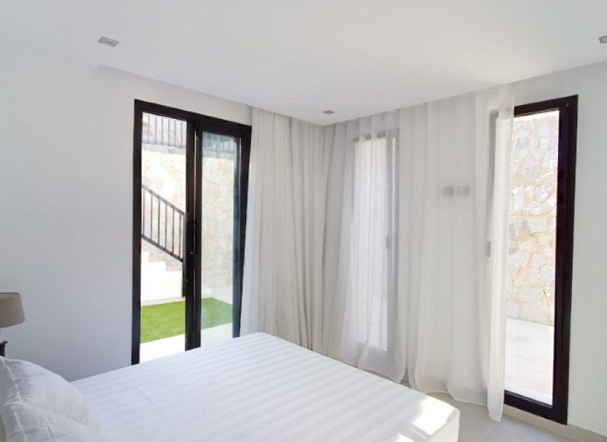 Resale - Villa - Benidorm - Costa Blanca