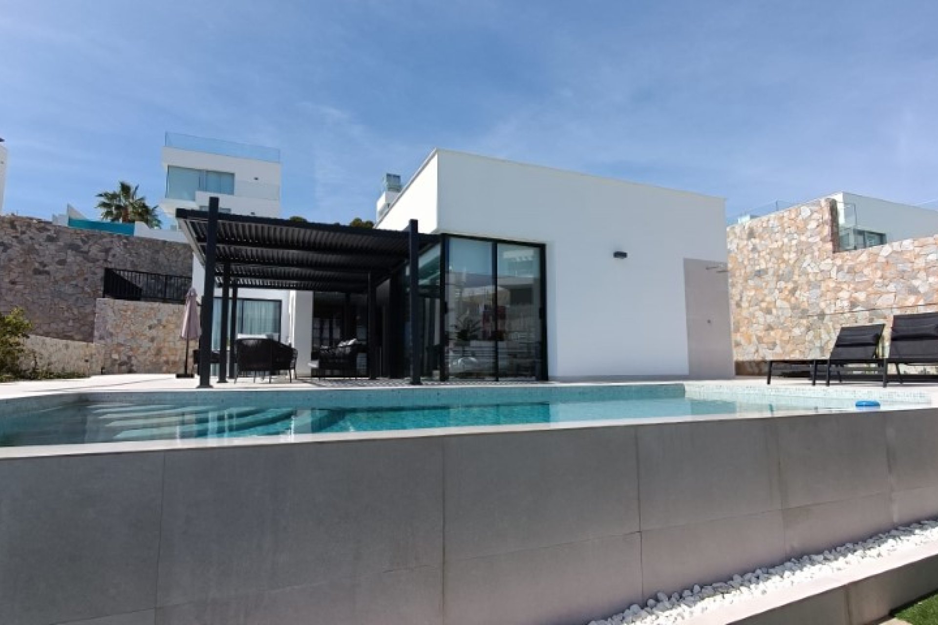 Resale - Villa - Benidorm - Costa Blanca