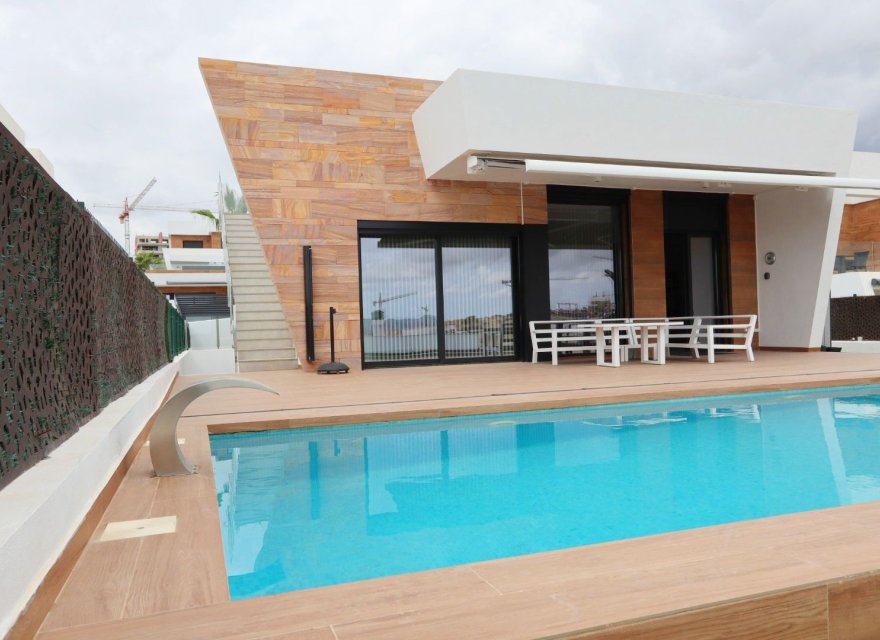 Resale - Villa - Benidorm - Costa Blanca