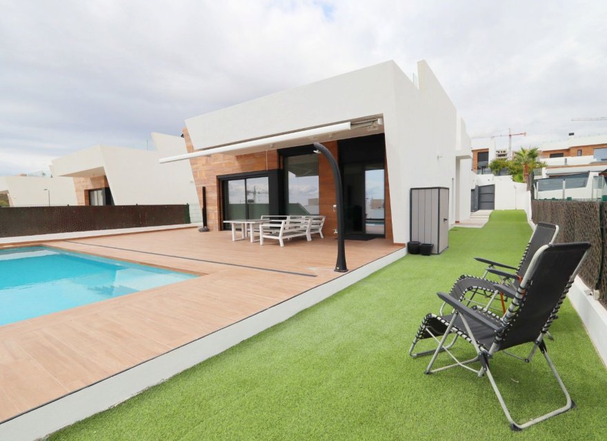 Resale - Villa - Benidorm - Costa Blanca