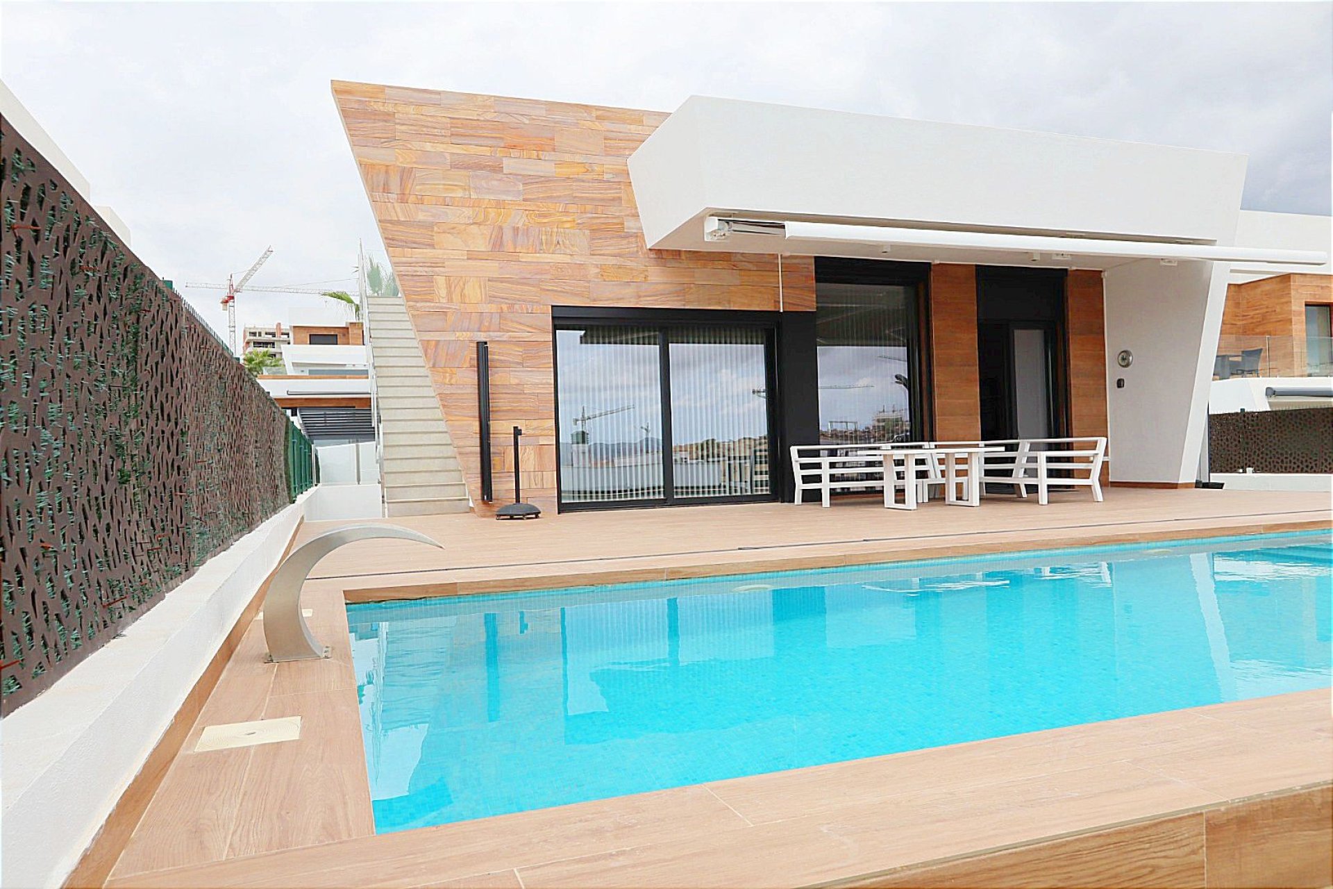 Resale - Villa - Benidorm - Costa Blanca