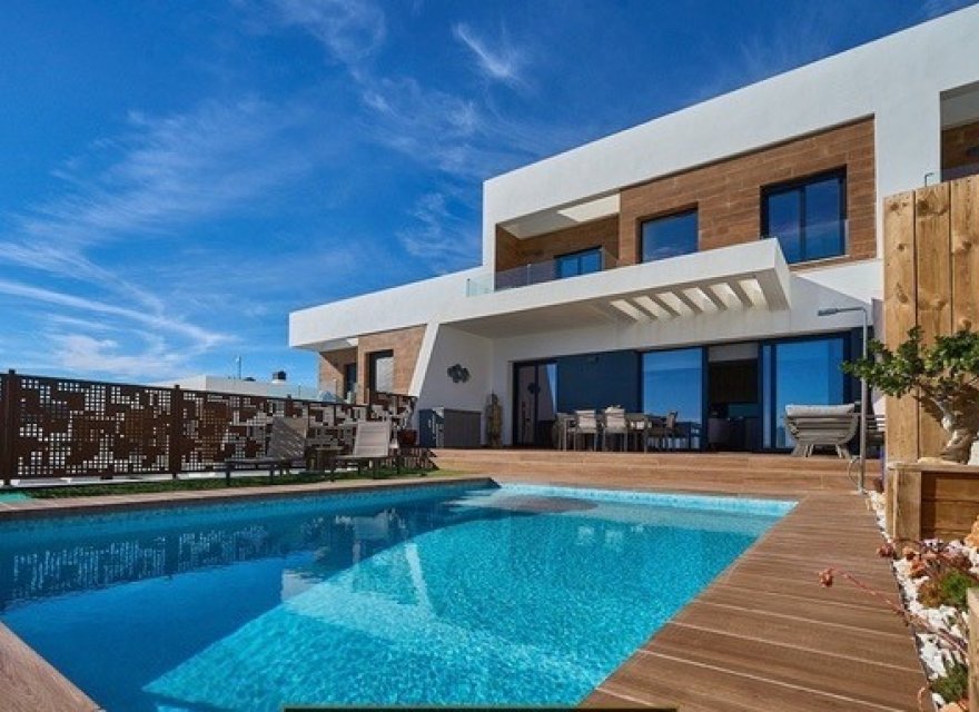 Resale - Villa - Benidorm - Costa Blanca