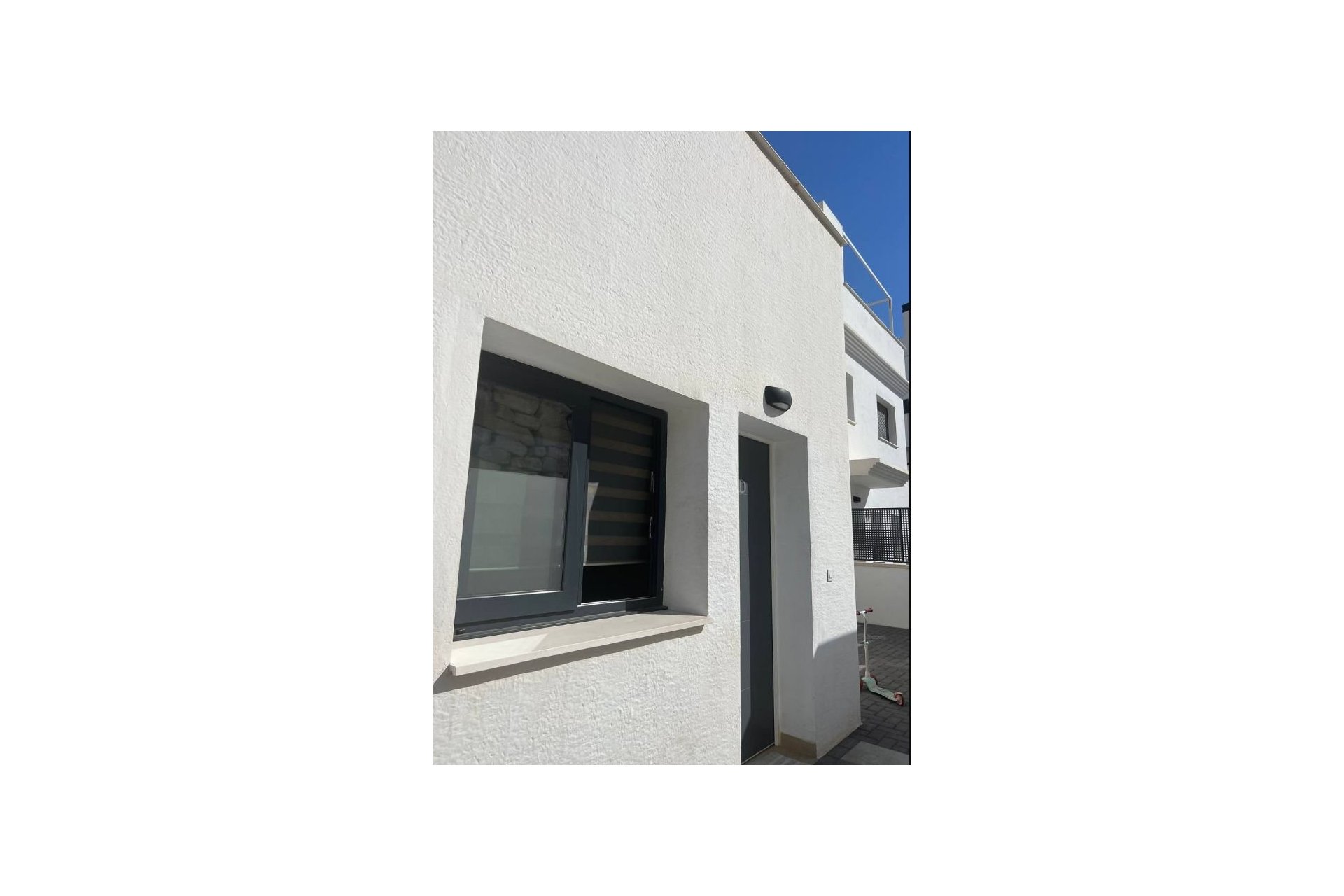 Resale - Villa - Benidorm - Costa Blanca