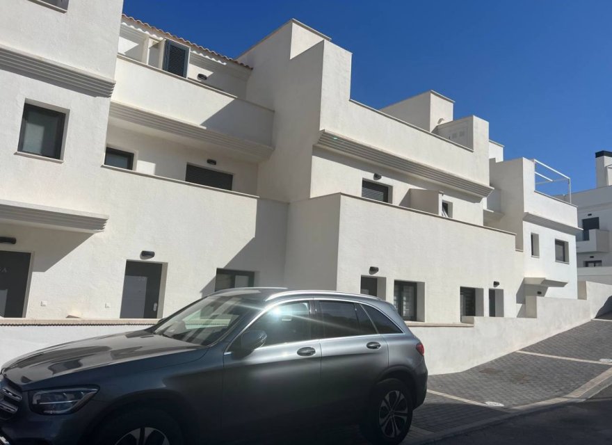 Resale - Villa - Benidorm - Costa Blanca