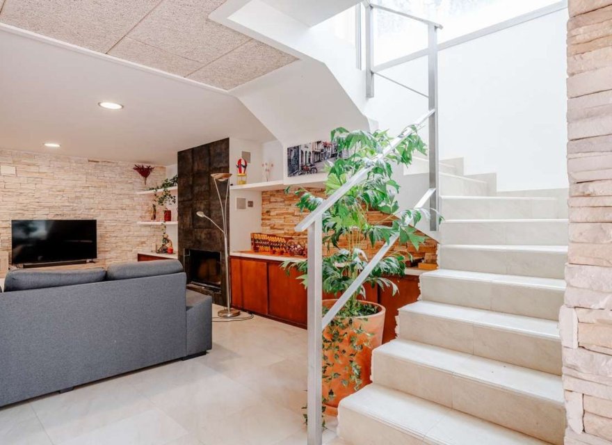 Resale - Villa - Benidorm - Finestrat
