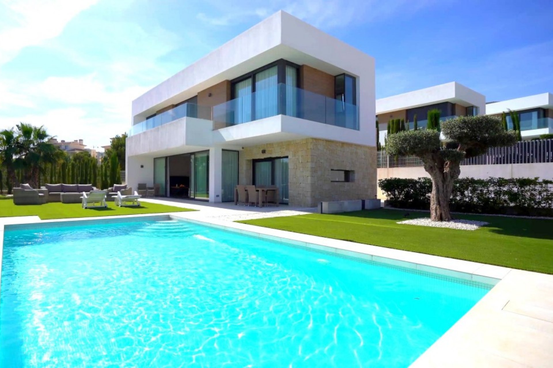 Resale - Villa - Benidorm - Golf Bahía