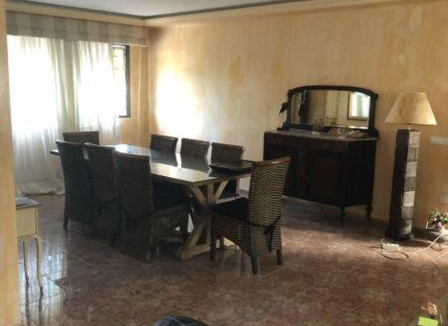 Resale - Villa - Benidorm - Poniente