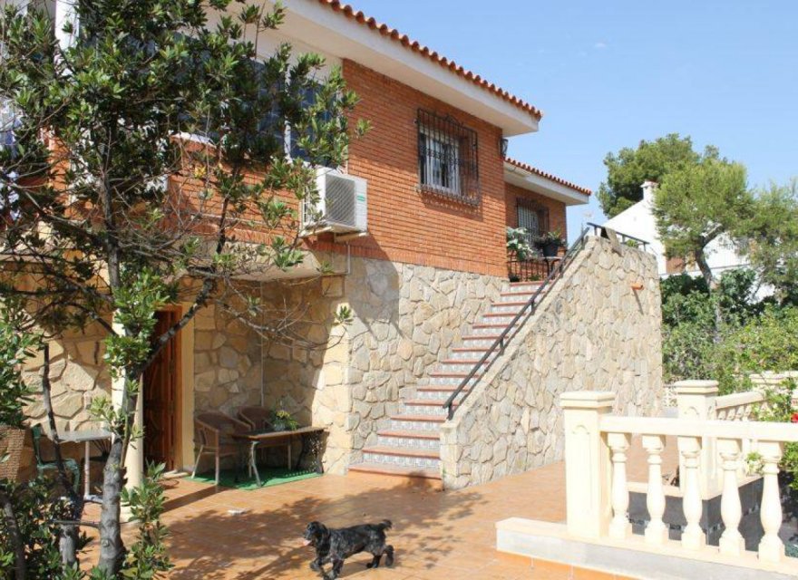 Resale - Villa - Benidorm - Poniente