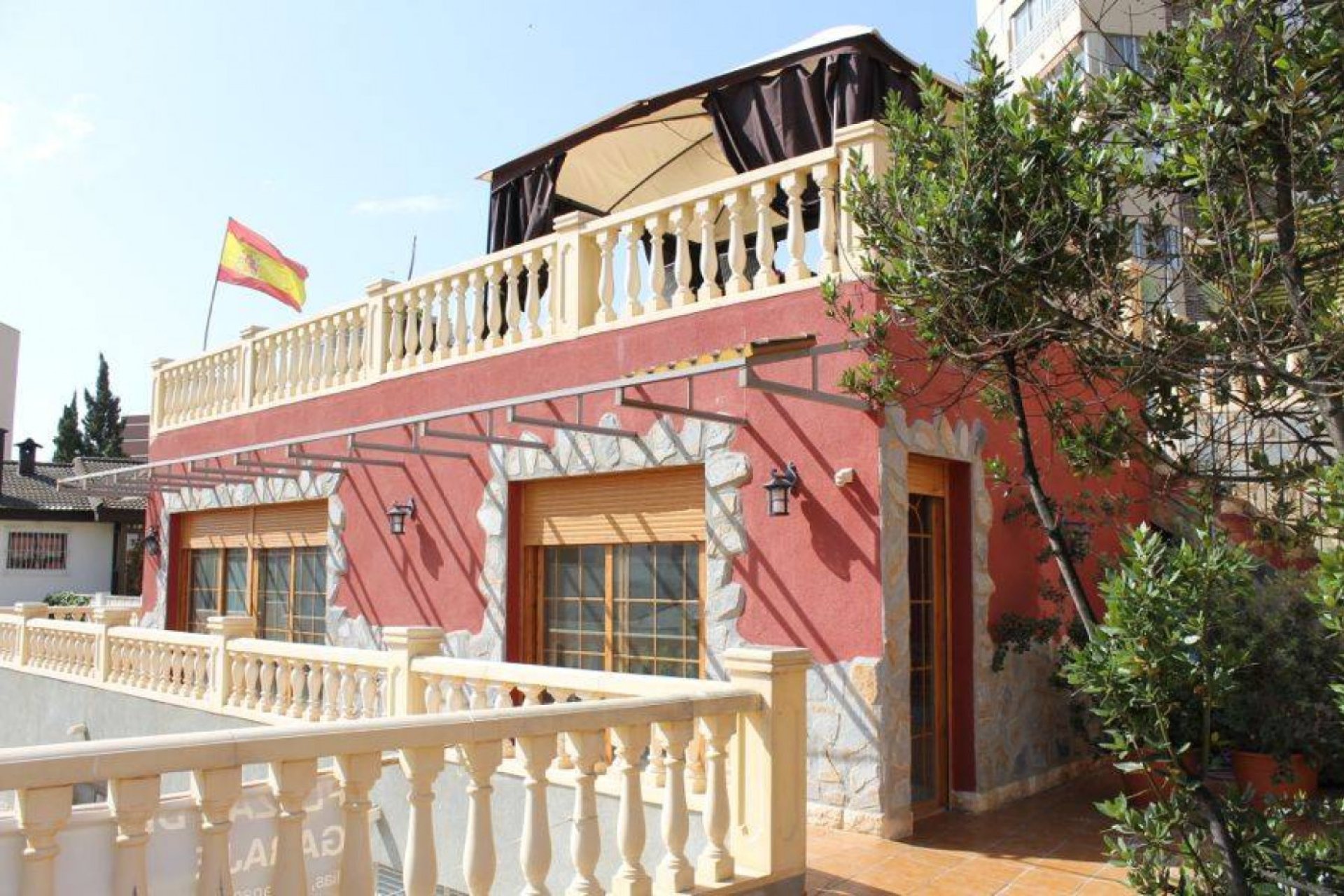 Resale - Villa - Benidorm - Poniente