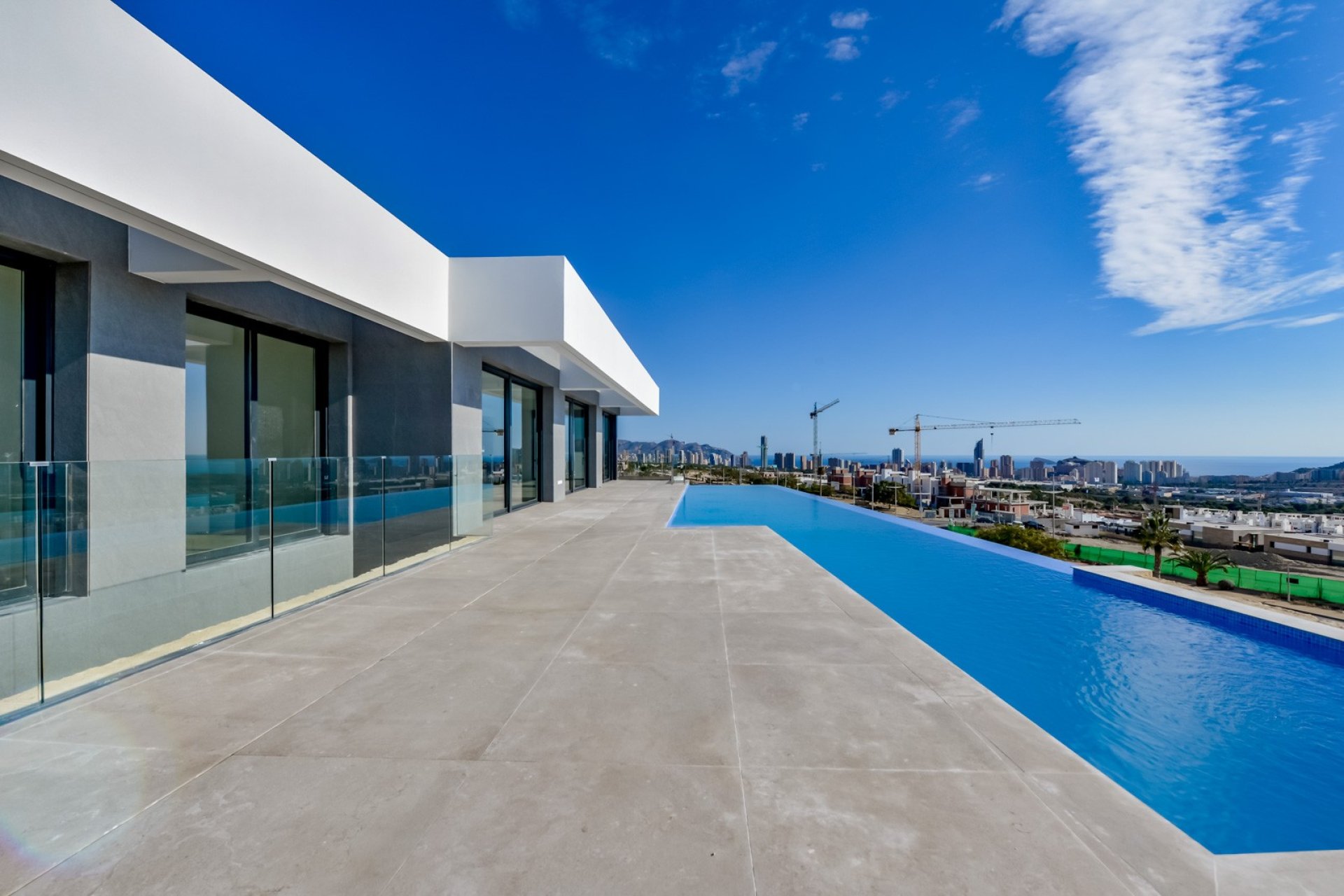 Resale - Villa - Benidorm - Sierra Cortina