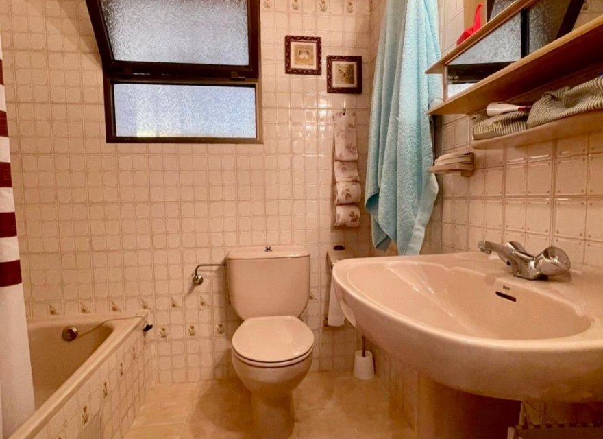 Resale - Villa - Benidorm - Urbanizaciones