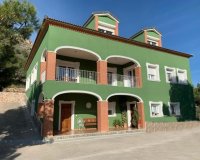 Resale - Villa - Benidorm - Urbanizaciones