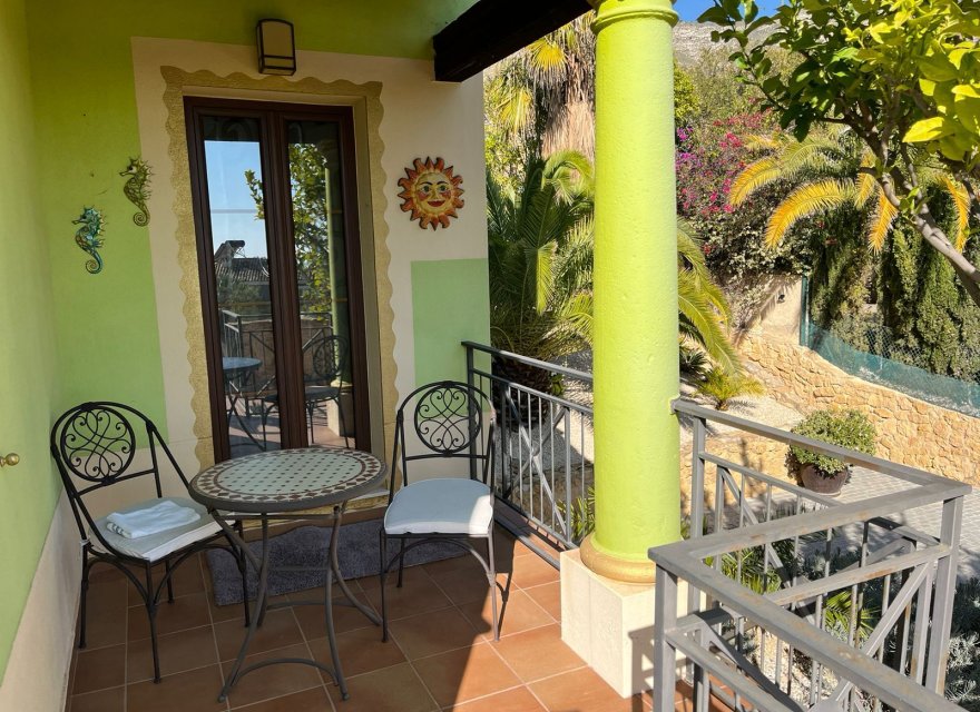 Resale - Villa - Benidorm