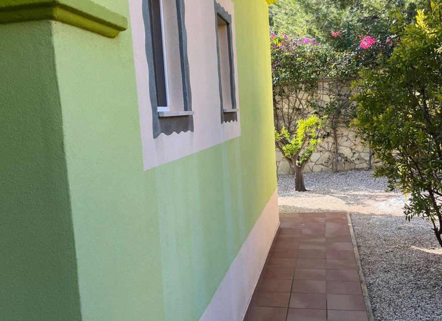 Resale - Villa - Benidorm