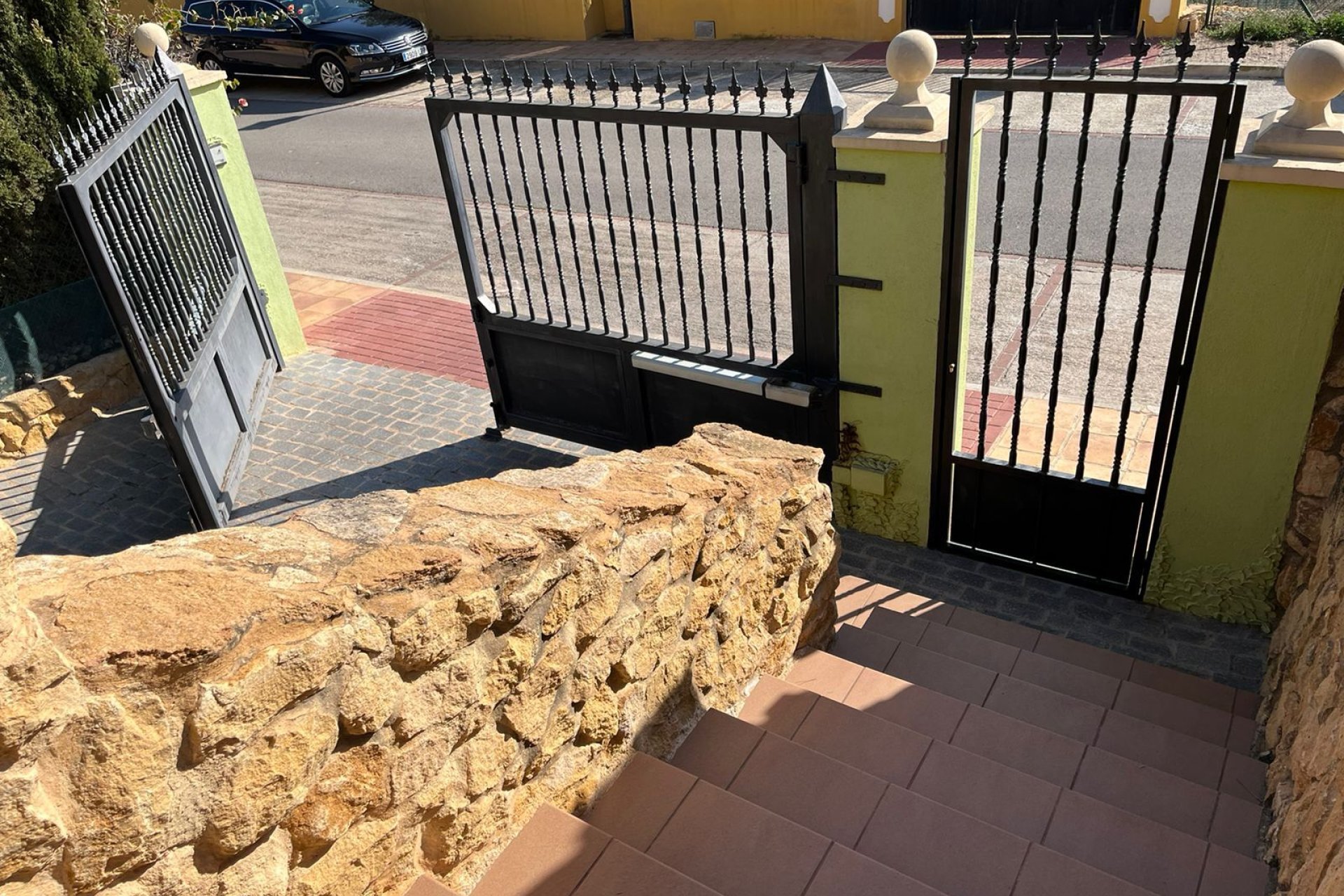 Resale - Villa - Benidorm