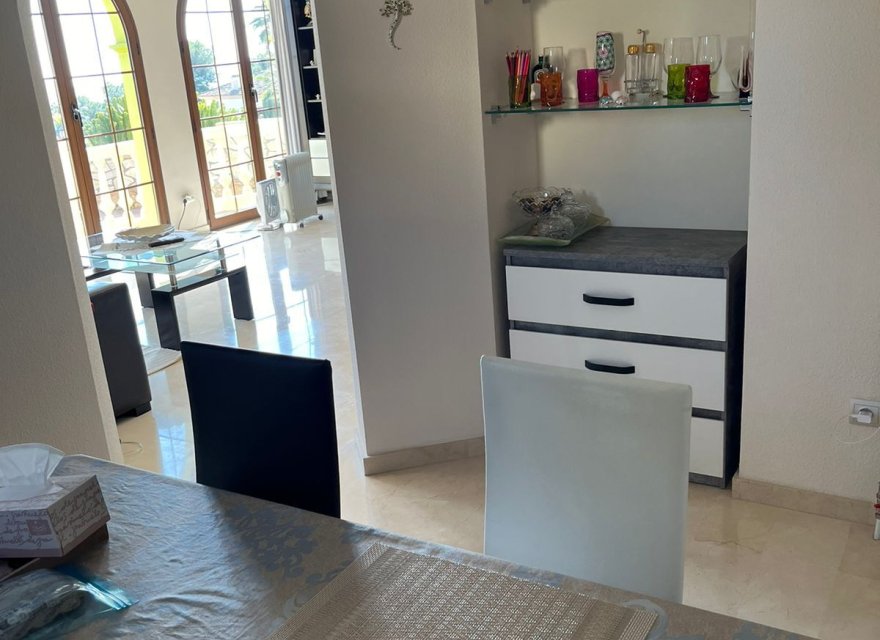 Resale - Villa - Benidorm