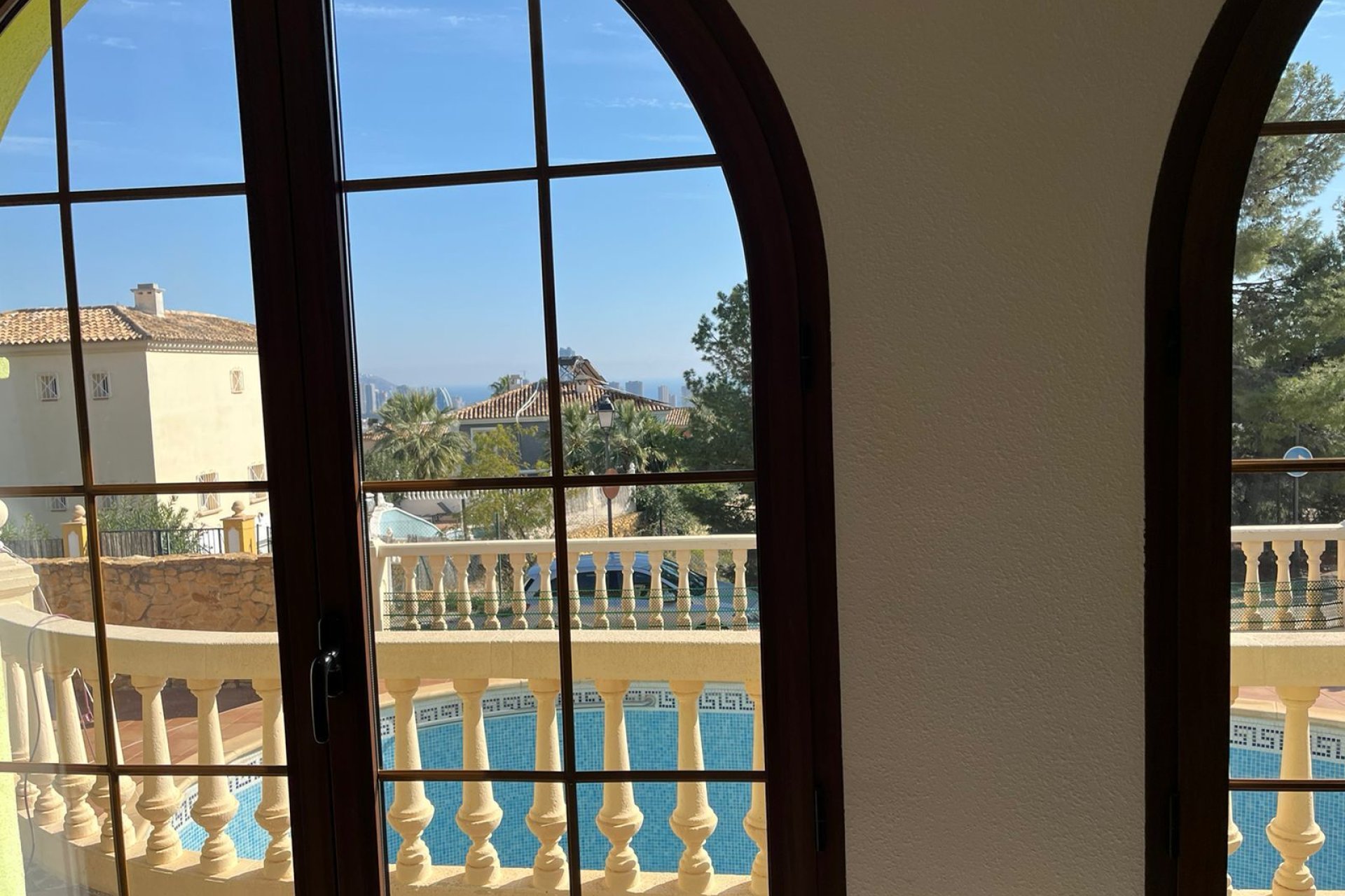 Resale - Villa - Benidorm