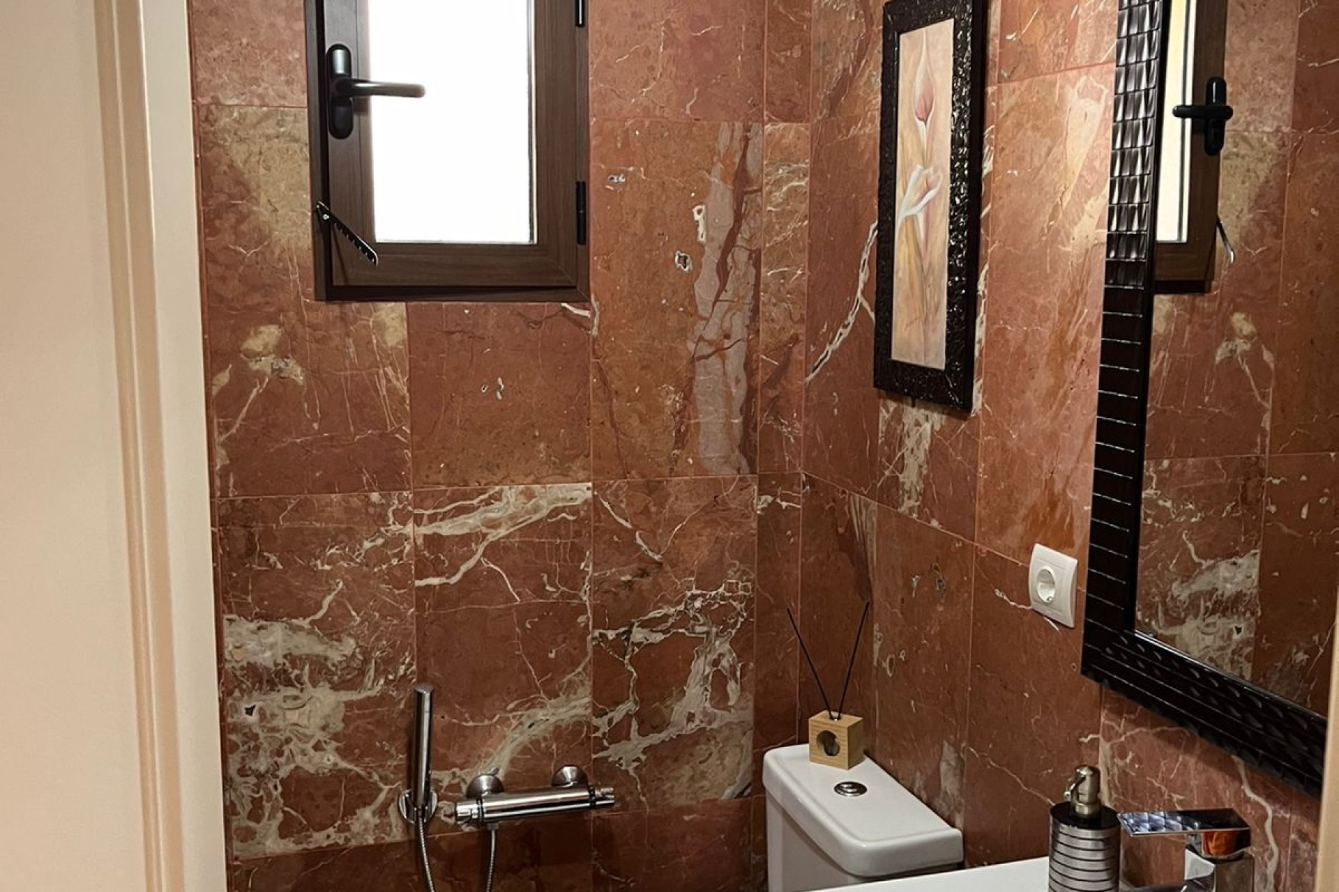 Resale - Villa - Benidorm