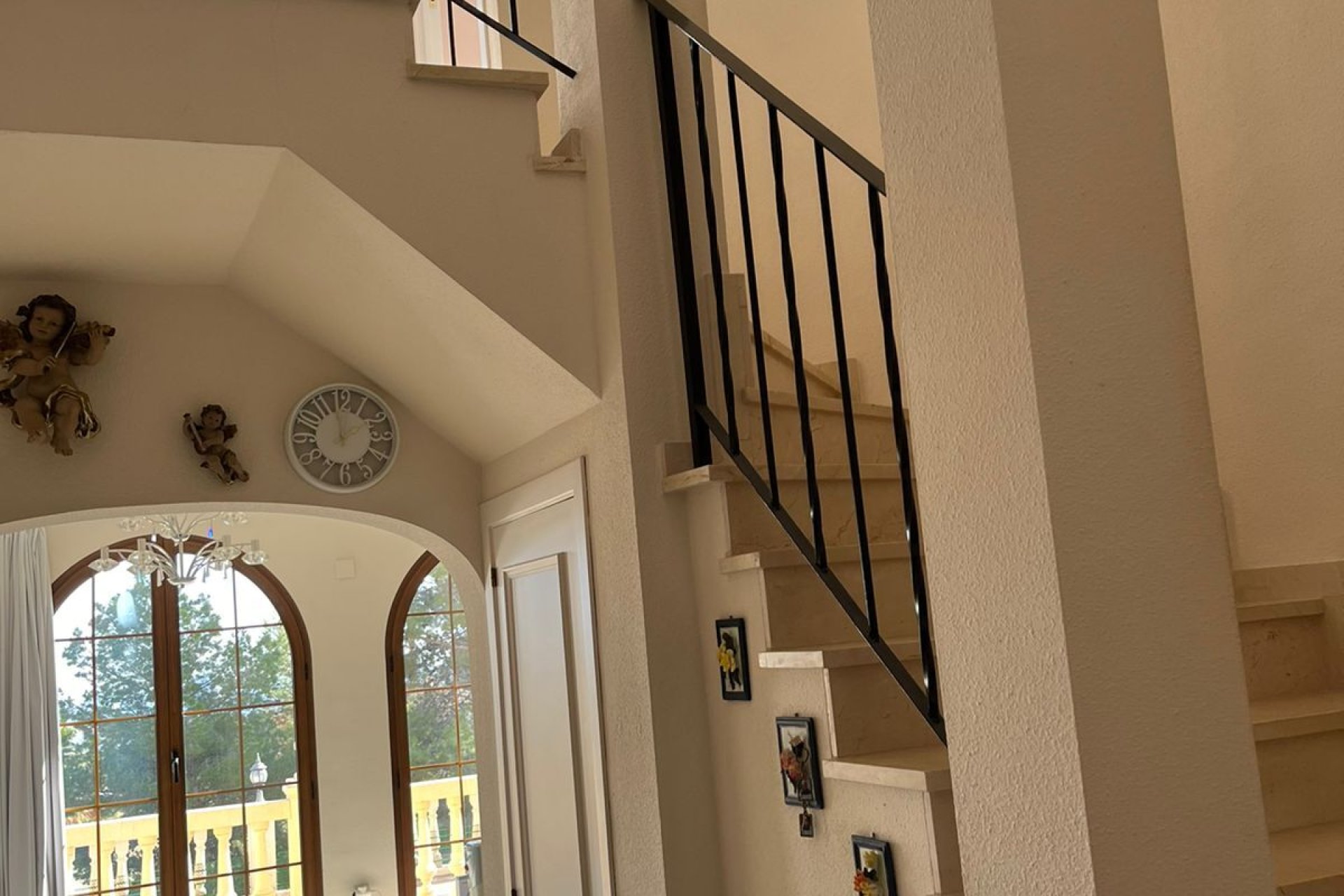 Resale - Villa - Benidorm