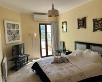 Resale - Villa - Benidorm