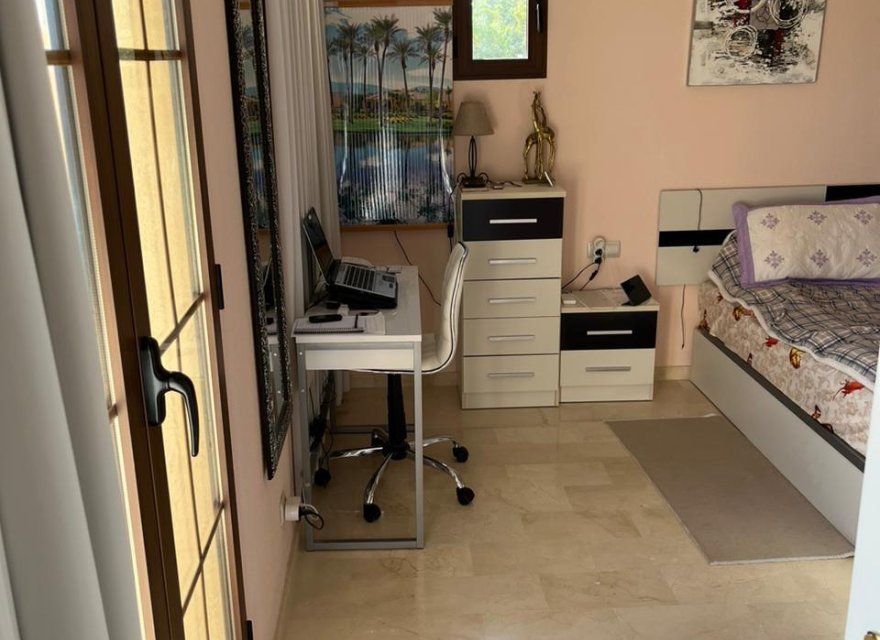 Resale - Villa - Benidorm