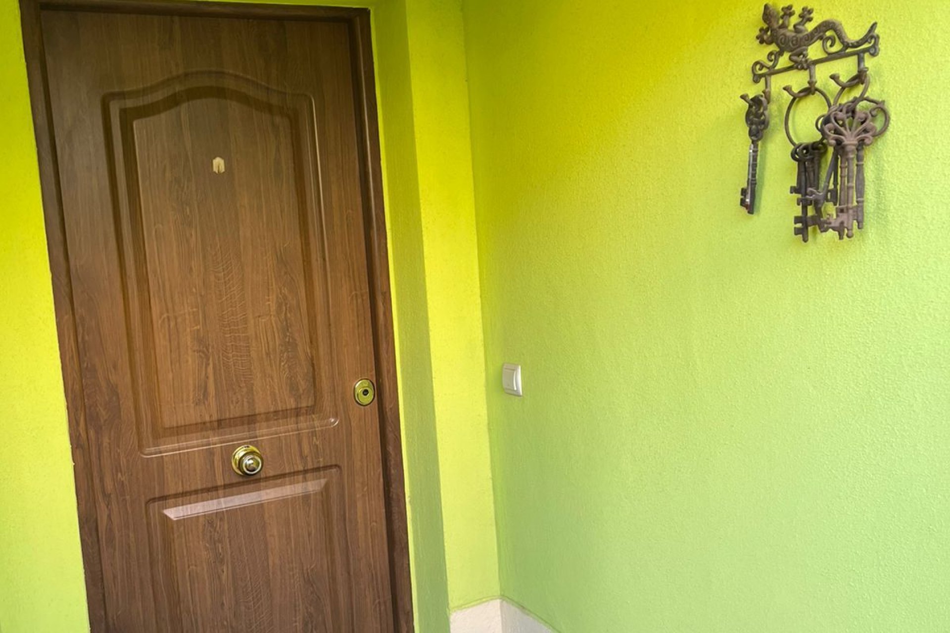 Resale - Villa - Benidorm